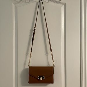 Michael Kors cross body bag / colour  (Luggage)